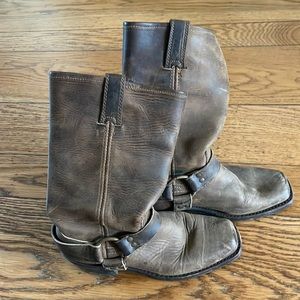 Genuine leather Frye womens 12r harness boots size 7